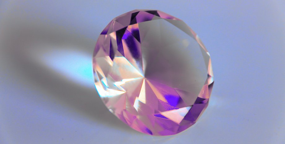 алмаз, драгоценный камень, полупроводник