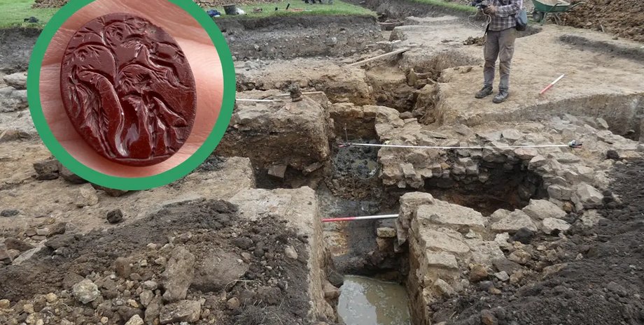 Среди находок были разнообразные артефакты