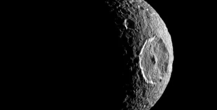 спутник Сатурна Мимас