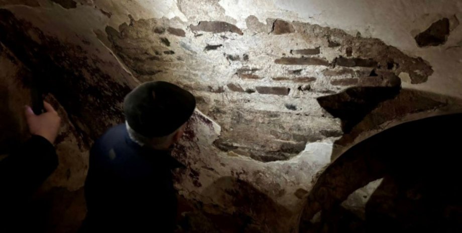 В Мукачево нашли замок венгерского шляхтича: что откопали энтузиасты (фото)»>